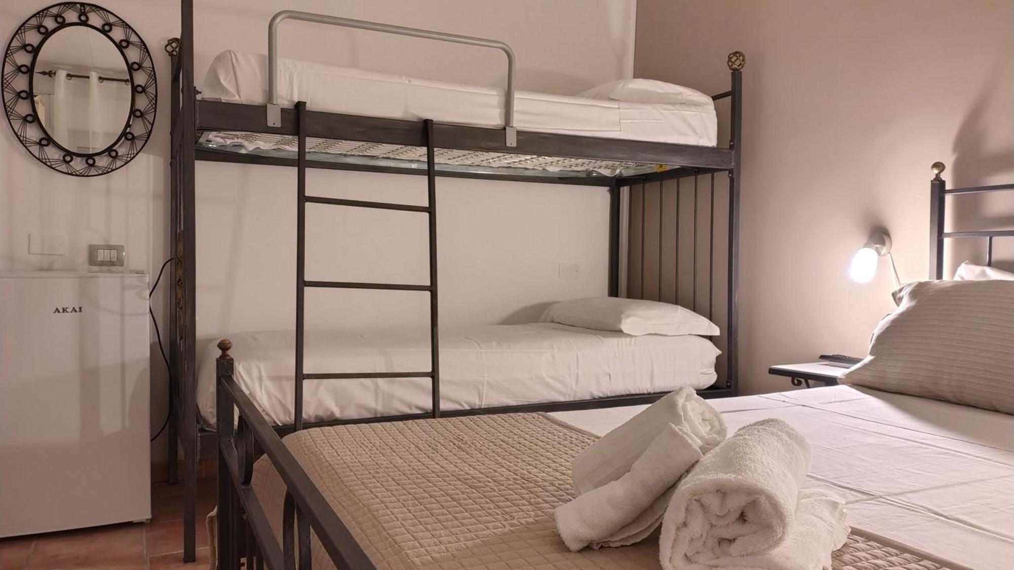 La Quiete Villa Montenero di Bisaccia Kamer foto